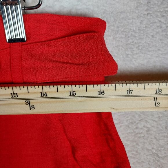 Marices Women's Shorts High Rise Red Size Large 4" Inseam Decritive Belt - Picture 3 of 7